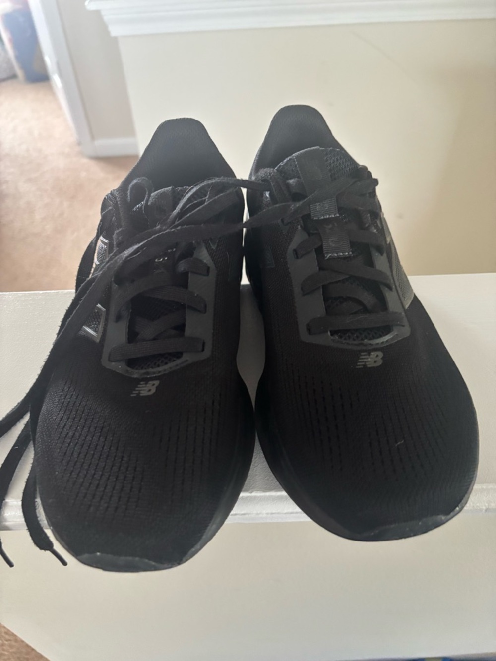 New Balance 520 Women’s Black Athletic Running Shoes - Xposted